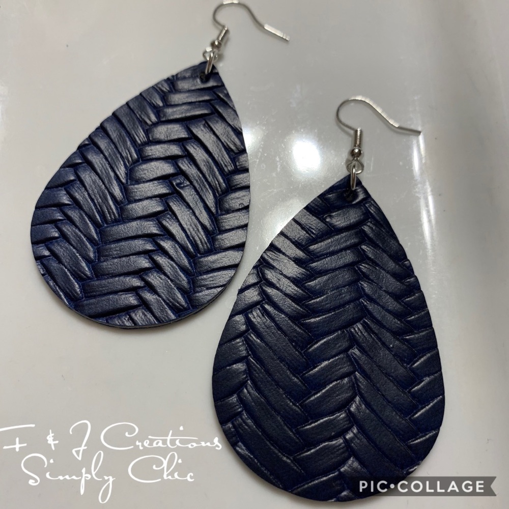 Teardrop ✨Navy Blue✨ Textured Leather Earrings